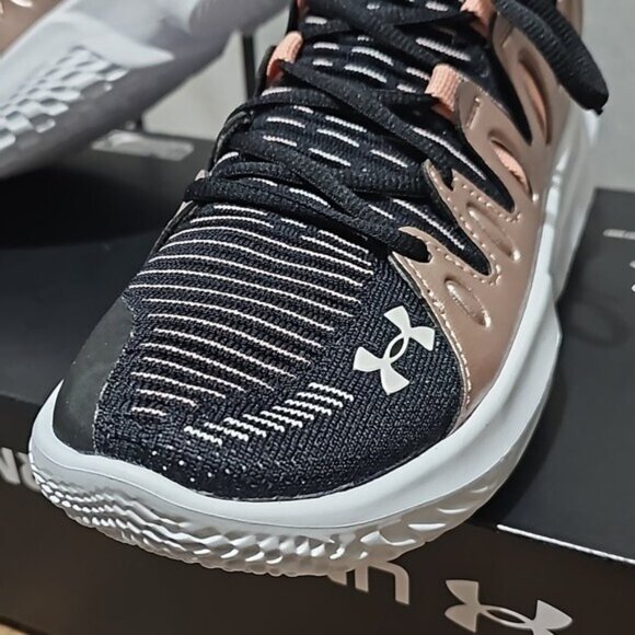 Under Armour Flow Breakthru Basketball Shoes Size 9 New - Picture 3 of 9